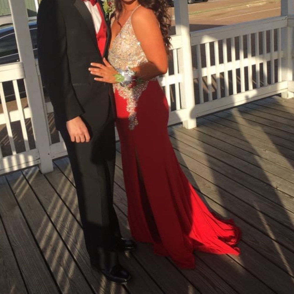 BEAUTIFUL Red Special Occasion Dress